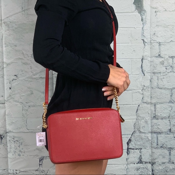 Michael Kors Handbags - NWT Michael Kors Jet Set item scarlet